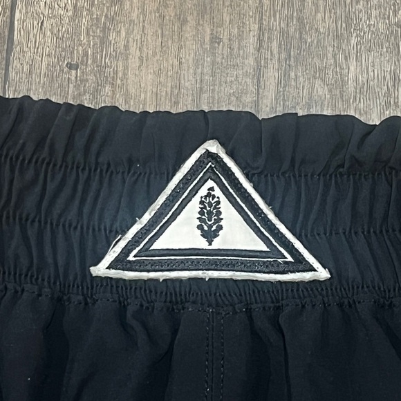 FINAL PRICE Free People movement, Next Round shorts - Picture 4 of 9